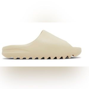 Yeezy Slide Unisex Slides ‘Bone’ 2022